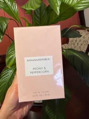 Banana Republic Peony & Peppercorn - Blush Pink Box with White Label